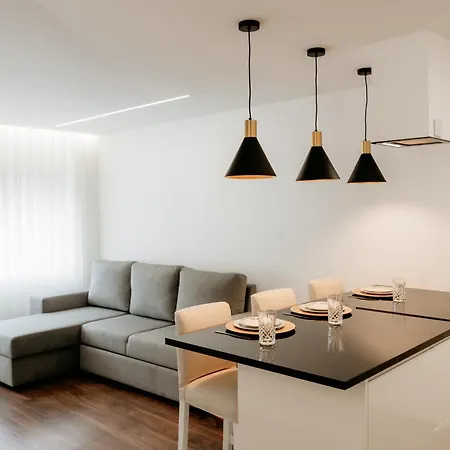 Apartman G 0.7 - G.oogle Nest Smart House