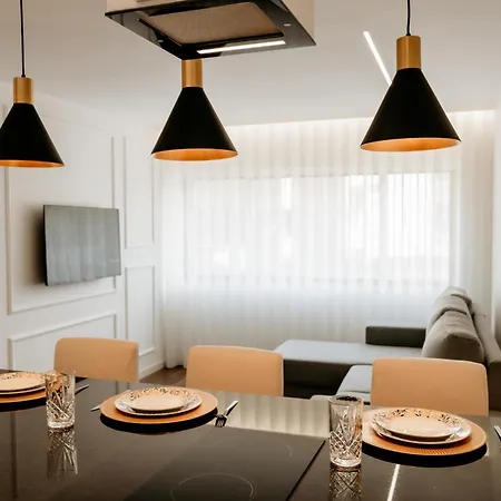 G 0.7 - G.oogle Nest Smart House Apartman Braga