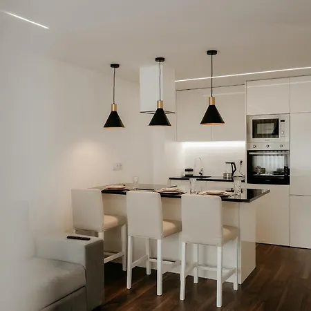 Apartman G 0.7 - G.oogle Nest Smart House *