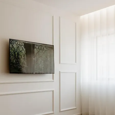 G 0.7 - G.oogle Nest Smart House * Braga