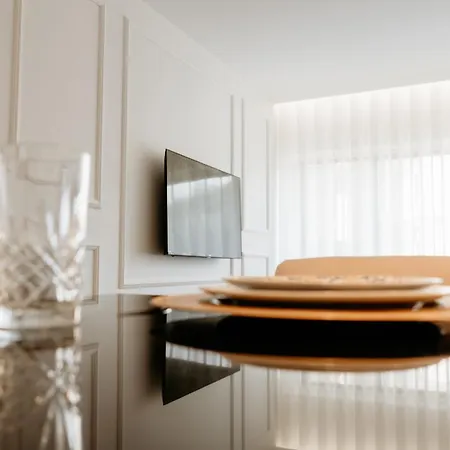 G 0.7 - G.oogle Nest Smart House Braga